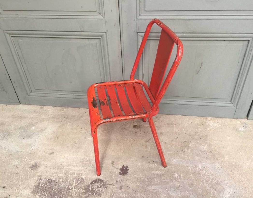 ancienne-chaise-tolix-t4-vintage-rouge-orange-xavier-pauchard-5francs-4