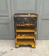 console-atelier-ancienne-rivetee-patine-jaune-industrielle-5francs-1