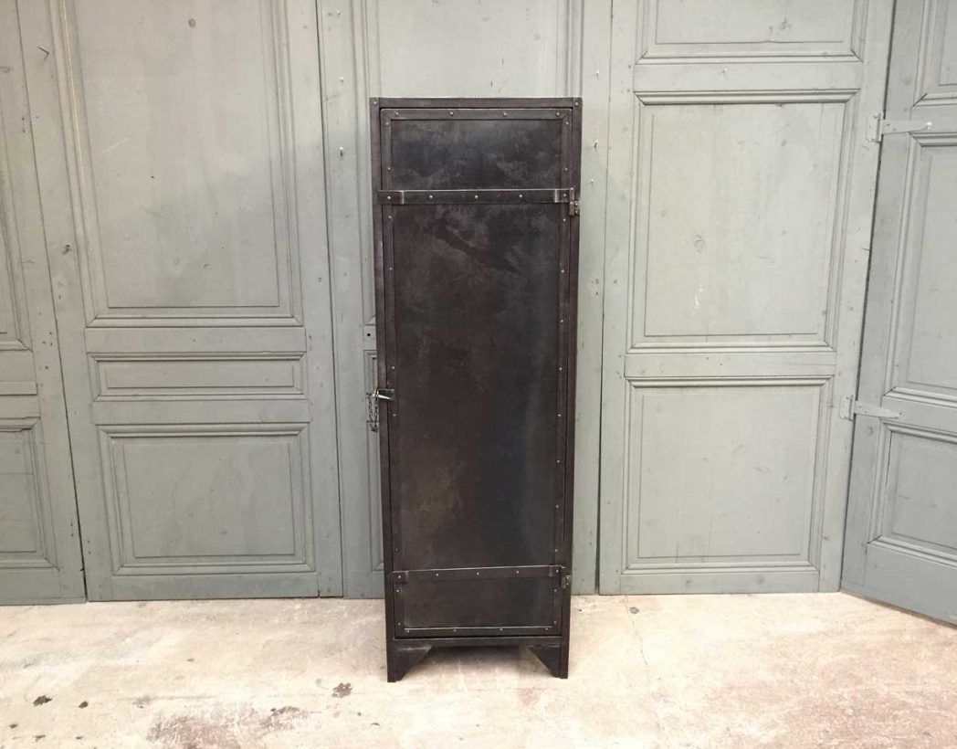 vestiaire-1-porte-rivete-industriel-5francs-2