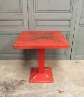 ancienne-table-tolix-minkub-metal-carre-bistrot-vintage-5francs-1