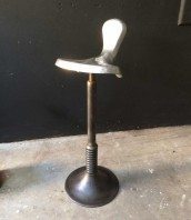 tabouret-denstiste-mobilier-industriel-5francs-2