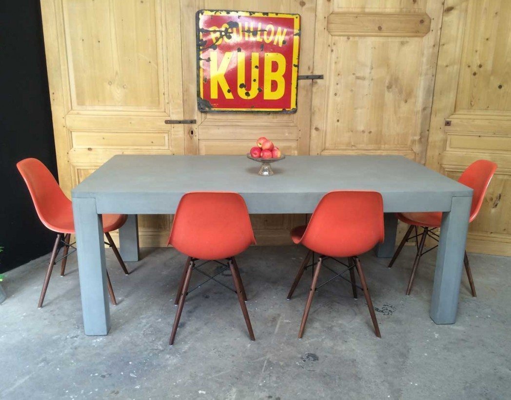 table-a-manger-beton-designer-5francs-6