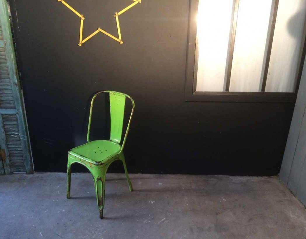 chaise-tolix-model-a-ancienne-vert-anis-industrielle-5francs-3