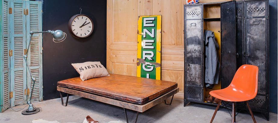 mobilier industriel daybed 5francs