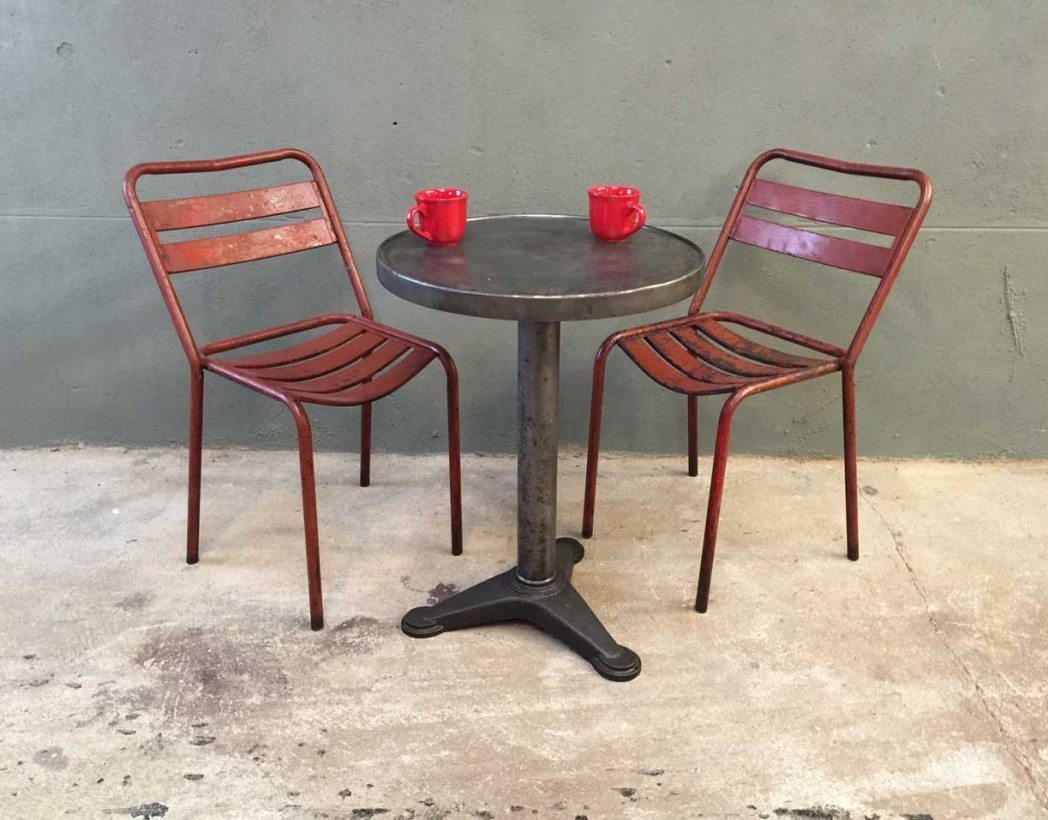 chaise-bistrot-metal-rouge-vintage-tolix-industrielle-5francs-6