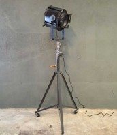 projecteur-cinema-ancien-vintage-cremer-industriel-5francs-1