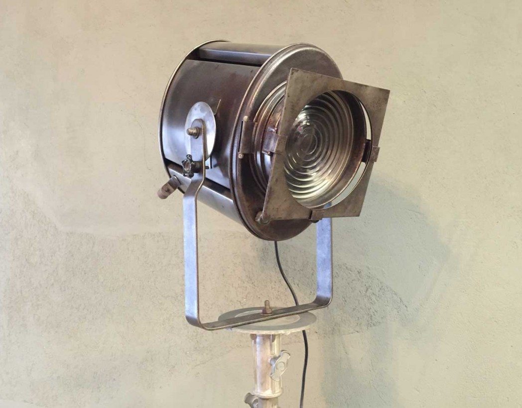 projecteur-cinema-ancien-vintage-cremer-industriel-5francs-3