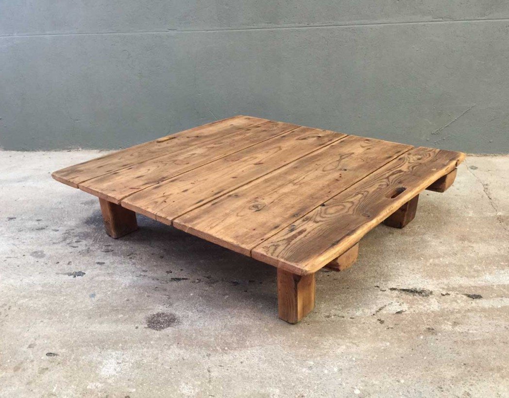 table-basse-palette-industrielle-bois-sncf-vintage-5francs-5