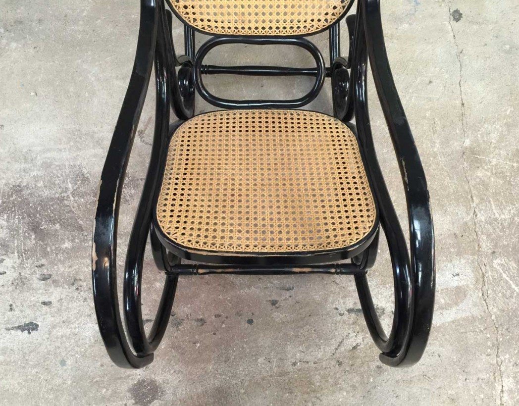 ancien-rockingchair-vintage-canne-thonet-5francs-4