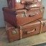 ancienne-valise-vintage-pyramide-cuir-decoration-5francs-4