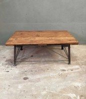 table-basse-industrielle-bois-metal-recup-5francs-1