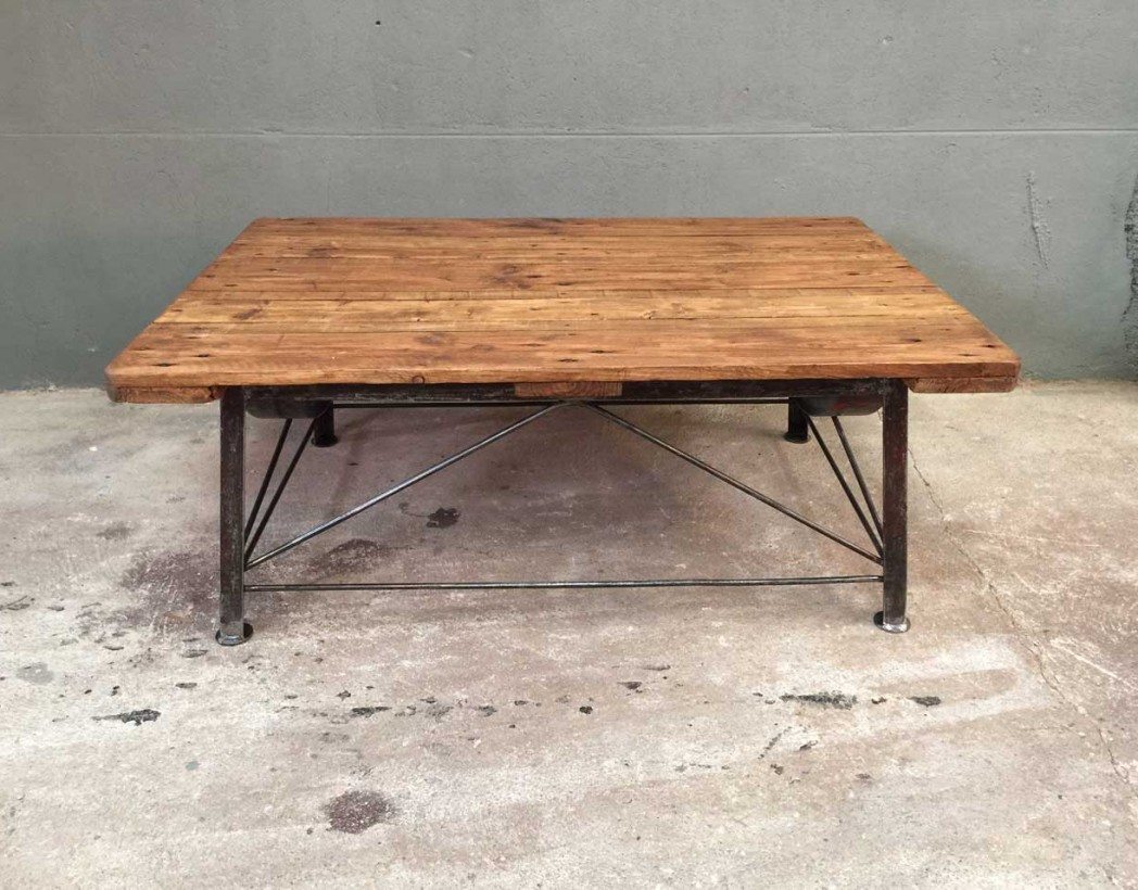 table-basse-industrielle-bois-metal-recup-5francs-2