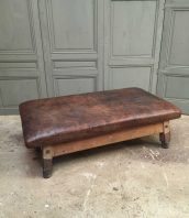 ancien-cheval-arcon-carre-cuir-banquette-5francs-1