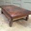 ancien-cheval-arcon-carre-cuir-banquette-5francs-5