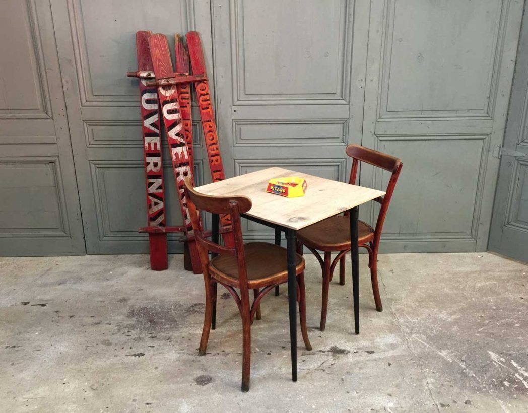 lot-ancienne-chaises-bistrot-fischel-5francs-8