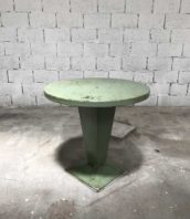 table-tolix-kub-vert-eau-ronde-metal-xavier-pauchard-5francs-1