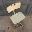 ancienne-chaise-bienaise-patine-blanche-5francs-5