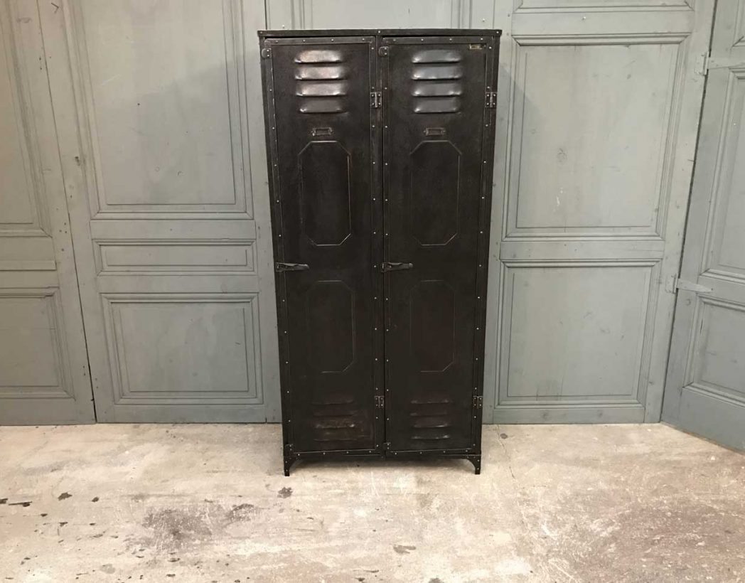 ancien-vestiaire-schwartz-hautmont-2-portes-mobilier-industriel-2