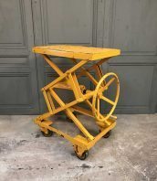 ancienne-table-elevatrice-garage-mobilier-industriel-5francs-1