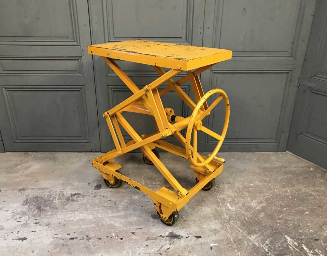 ancienne-table-elevatrice-garage-mobilier-industriel-5francs-2