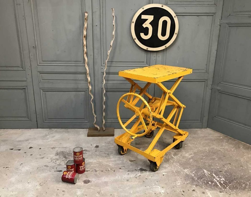 ancienne-table-elevatrice-garage-mobilier-industriel-5francs-6