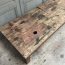 table-basse-bois-ancien-etabli-deco-industrielle-5francs-5