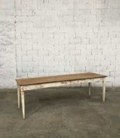 table ferme ancienne 220cm patine blanche 5francs 1 172x198 - Ancienne table de ferme en pin patine blanche 220 cm