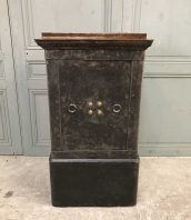 ancien-coffre-fort-19eme-bauch-mobilier-industriel-5francs-1