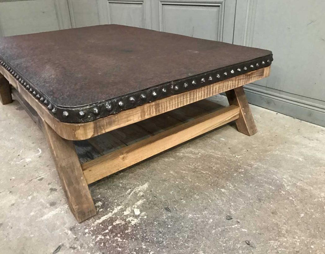 table-basse-cuve-rivetee-mobiler-industrie-5francs-8