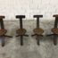 ensemble-4-chaises-primitives-bois-ligne-minimaliste-tripode-5francs-6-1