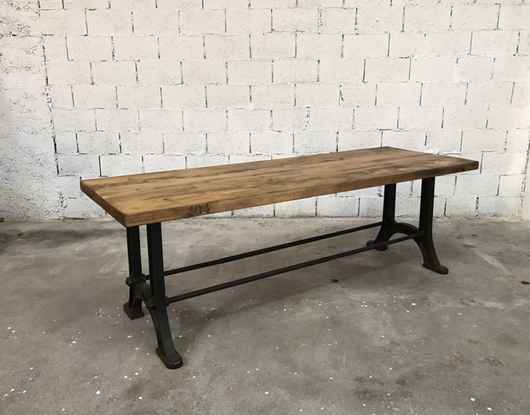 grande-table-industrielle-pied-fonte-104-bois-5francs-2