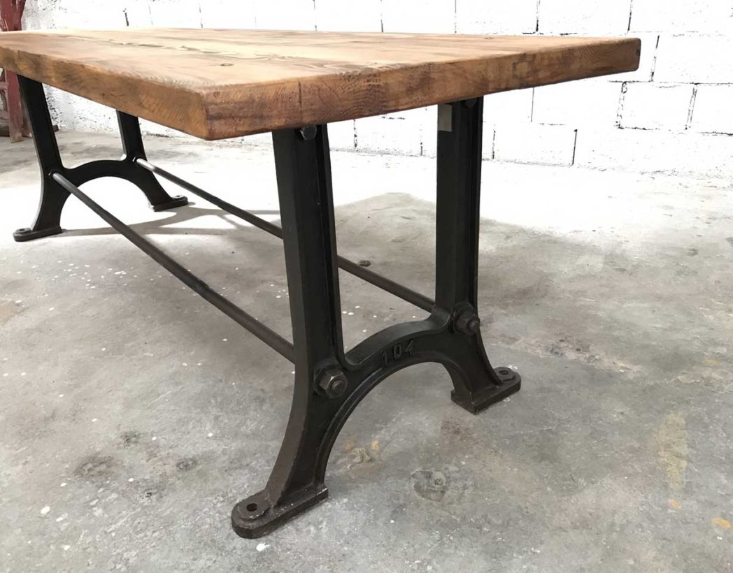 grande-table-industrielle-pied-fonte-104-bois-5francs-9