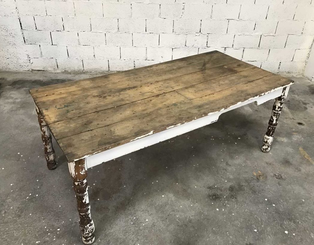 table-ferme-ancienne-chene-pied-tourne-patine-blanche-5francs-3