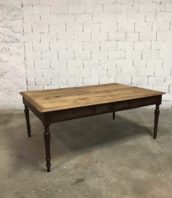 ancienne grande table travail bureau pieds tournes 5francs 1 172x198 - Ancienne grande table de travail 1930 de 200 cm