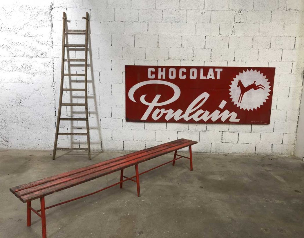 CHOCOLAT POULAIN,très grande enseigne Poulain,grand panneau