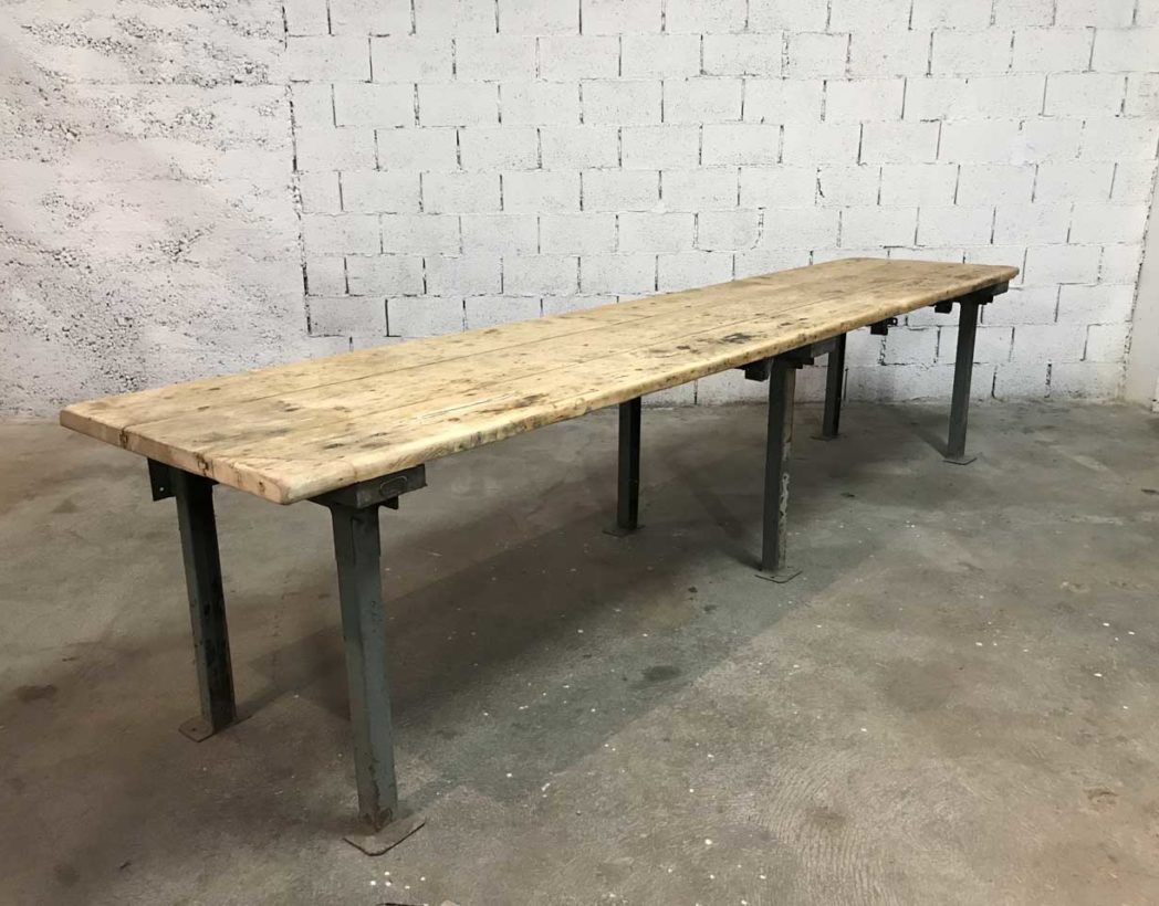 Immense table de travail d'atelier bois et métal 377 cm