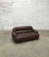 Canape 2 places cuir vintage industriel annee70 BB Italia assise 38cm 5francs 1 172x198 - Canapé en cuir vintage 2 places des années 70 hauteur assise 38cm