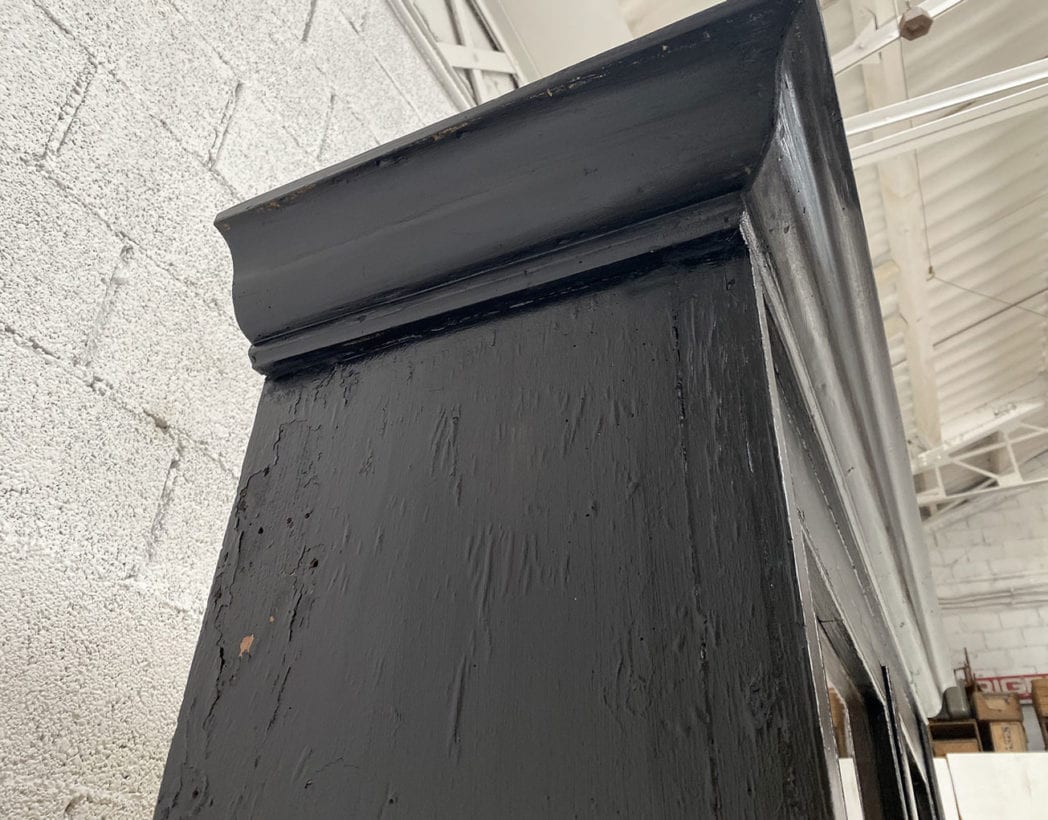 bibliotheque-vitrine-pin-19eme-patine-noire-5francs-7