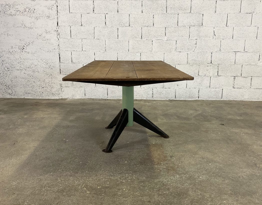 Immense table de travail d'atelier bois et métal 377 cm