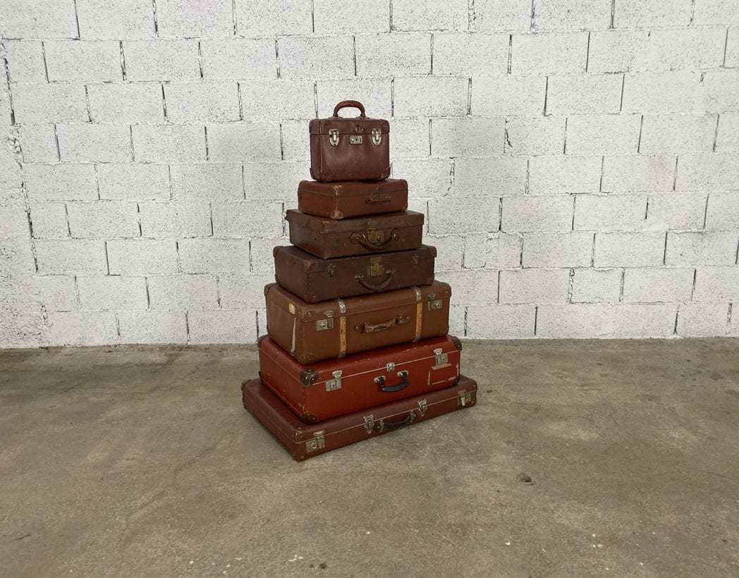 pile-valise-marron-cuir-vinatge-5francs-1