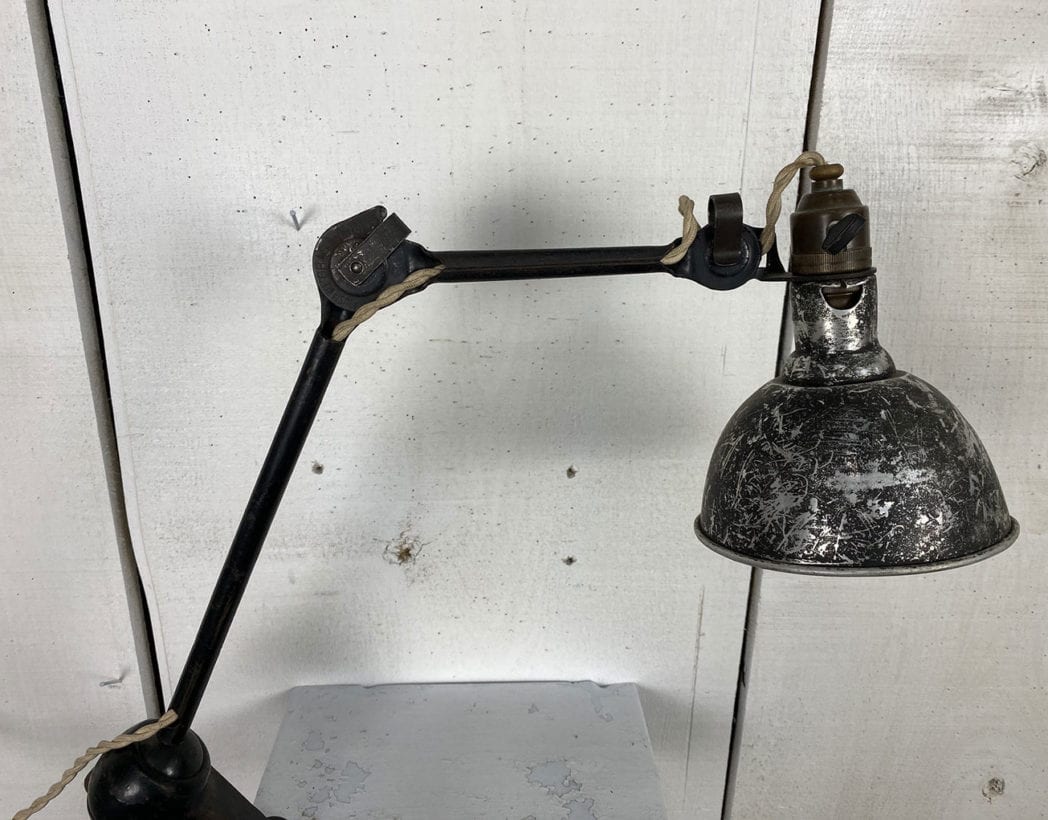 ancienne-lampe-ravel-201-petit-modele-atelier-etau-vintage-indutrielle-5francs-4