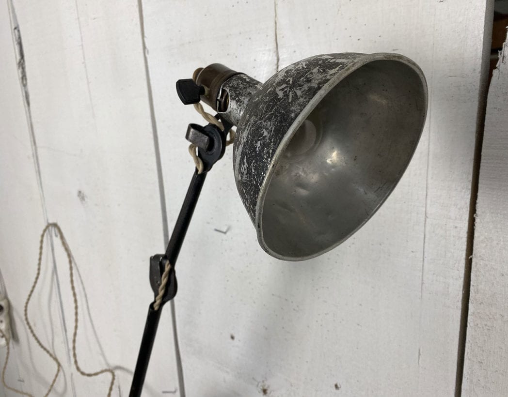 ancienne-lampe-ravel-201-petit-modele-atelier-etau-vintage-indutrielle-5francs-8