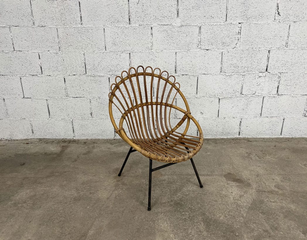fauteuil-corbeille-couronne-rotin-osier-piétement-métal-noire-vintage-5francs-2