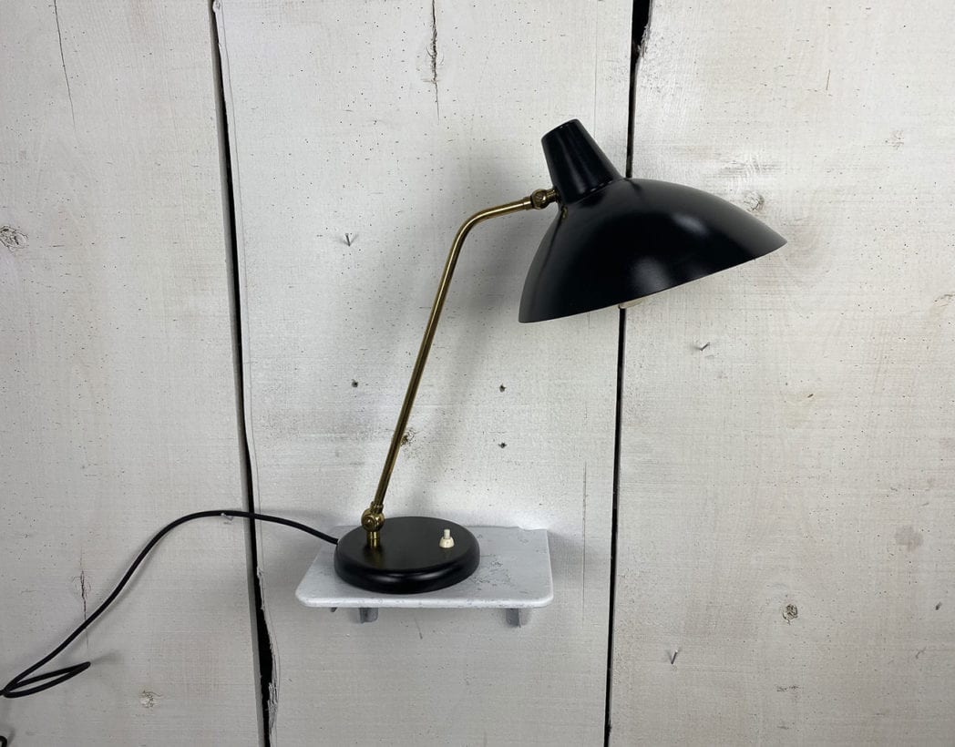 Lampe de bureau vintage doré et marbre noir sur CDC Design