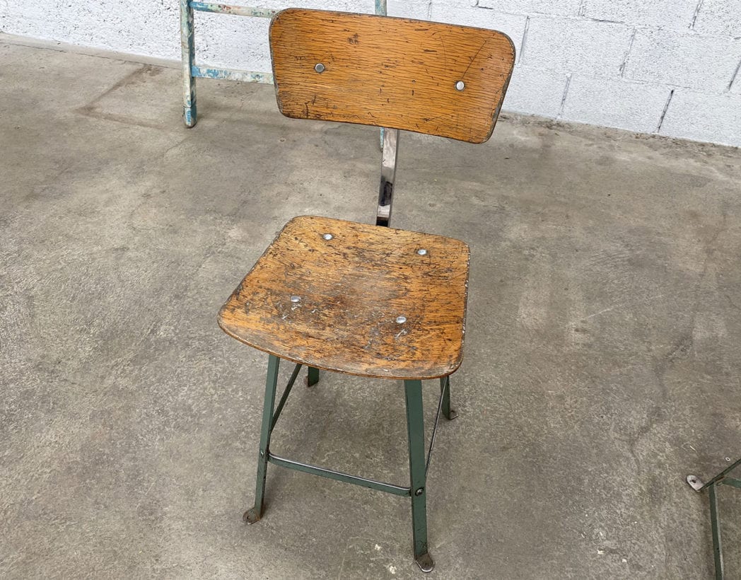 tabourets-chaises-hautes-atelier-usine-bois-metal-patine-deco-vintage-industrielle-5francs-2