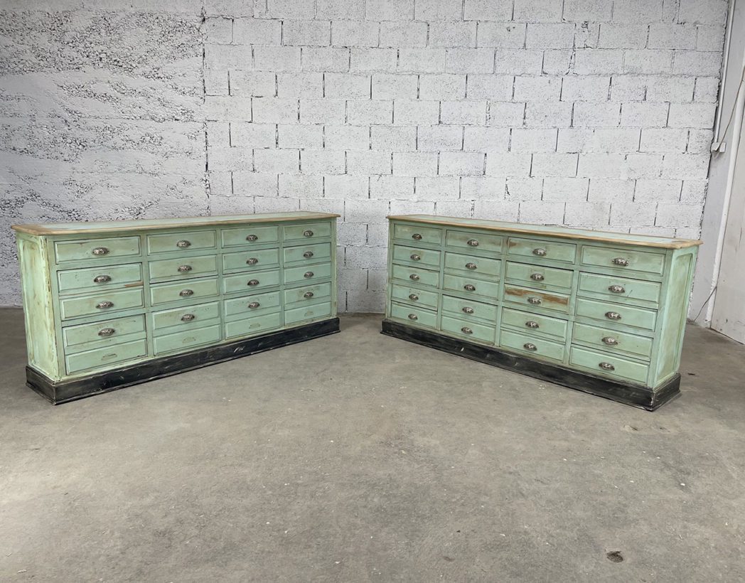 ancien-grand-meuble-de-metier-tiroirs-herboristerie-pharmarcie-patine-vert-pastel-vintage-buffet-5francs-12