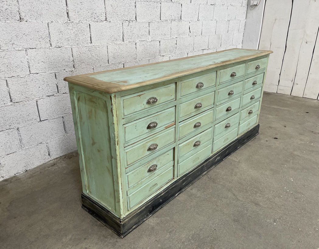 ancien-grand-meuble-de-metier-tiroirs-herboristerie-pharmarcie-patine-vert-pastel-vintage-buffet-5francs-4