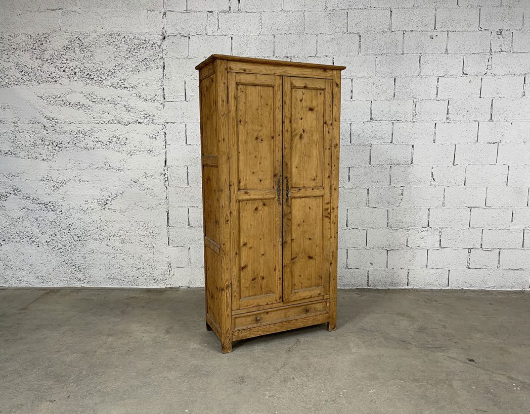 ancienne-armoire-parisienne-bois-decapee-deco-rustique-boheme-vintage-5francs-2