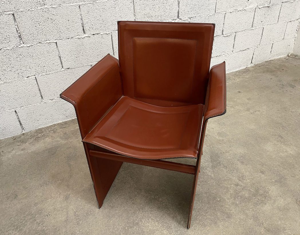 anciens-fauteuils-tito-agnoli-korium-mateo-grassi-cuir-deco-vintage-retro-design-5francs-4