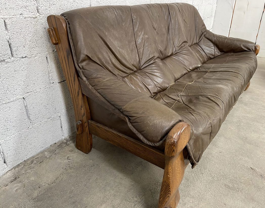 ensemble-set-canape-fauteuils-vintages-cuir-bois-annees60-5francs-4